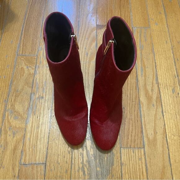 Ava & Aiden Red Button Tab Faux Calf Hair Booties Size 6 - Picture 5 of 7